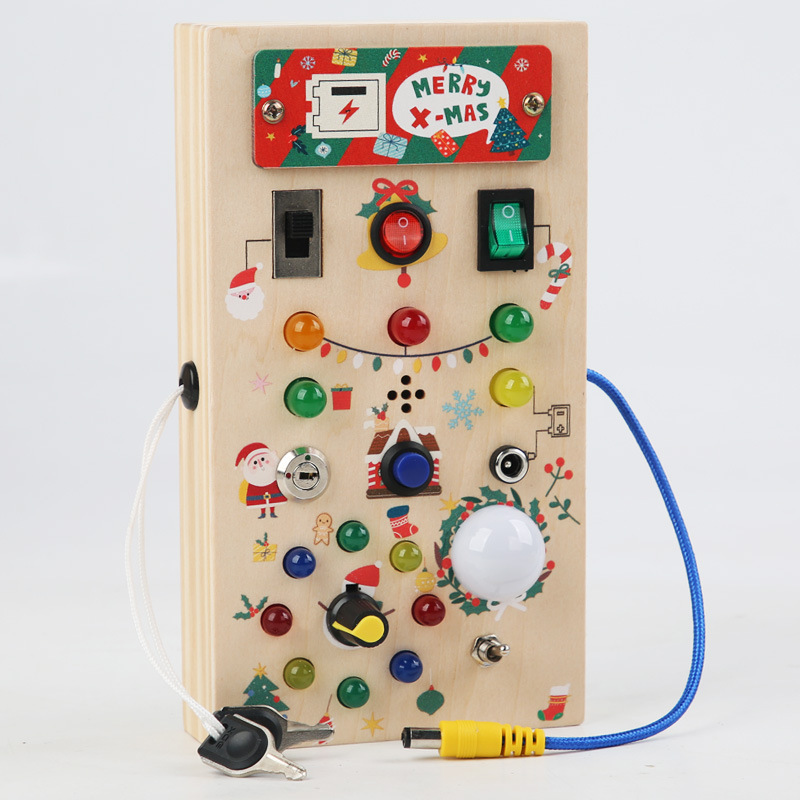 لوحة أنشطة تعليمية مستوحاة من  - مراجعة Montessori Wooden Busy Board Toddler وسعره
