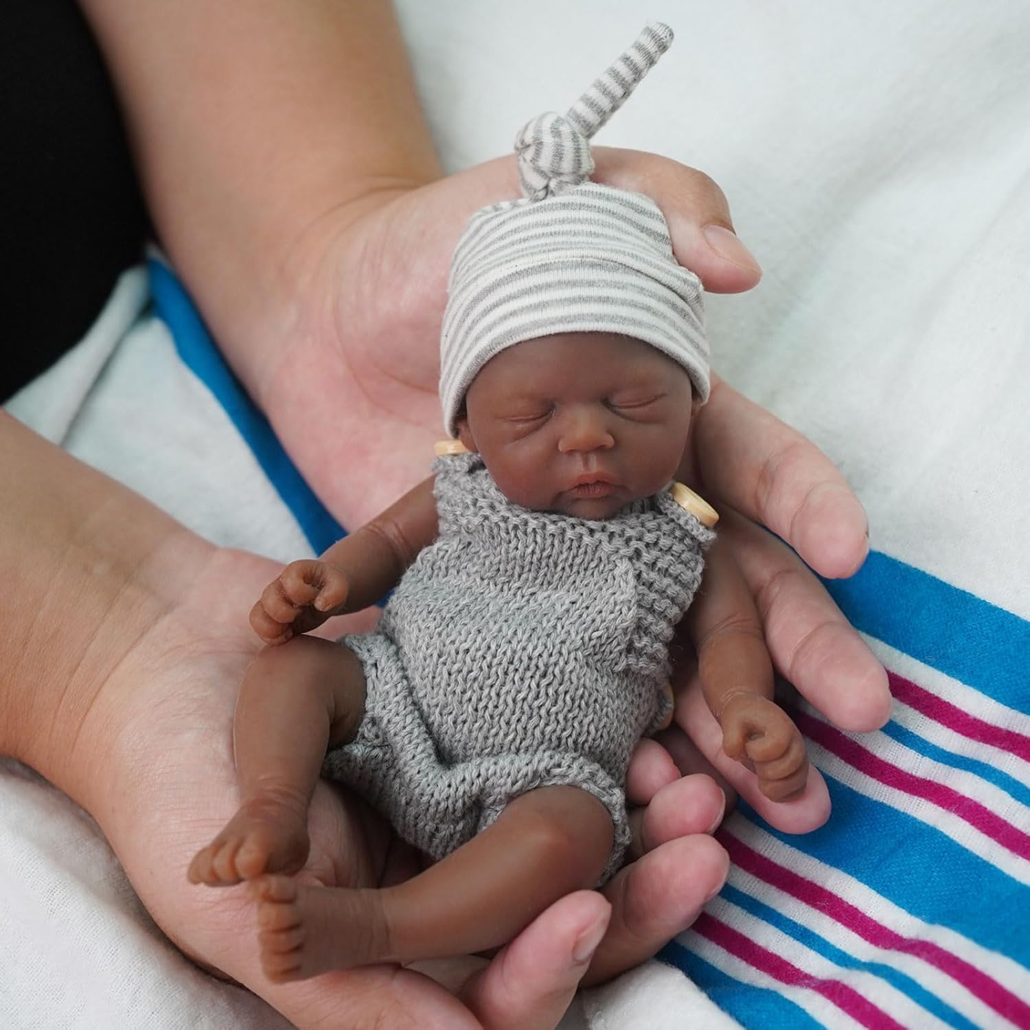 تولد من جديد دمى طفل 7 بوصة كا - مراجعة Reborn Baby Doll Silicone Realistic وسعره